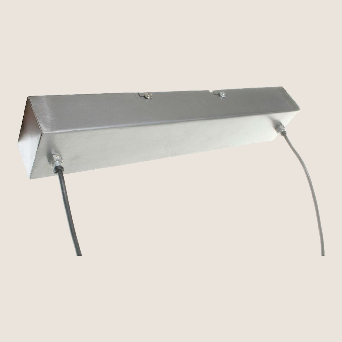 V10H899619F2F0689141F1A2B2DF82905607R1633313P2