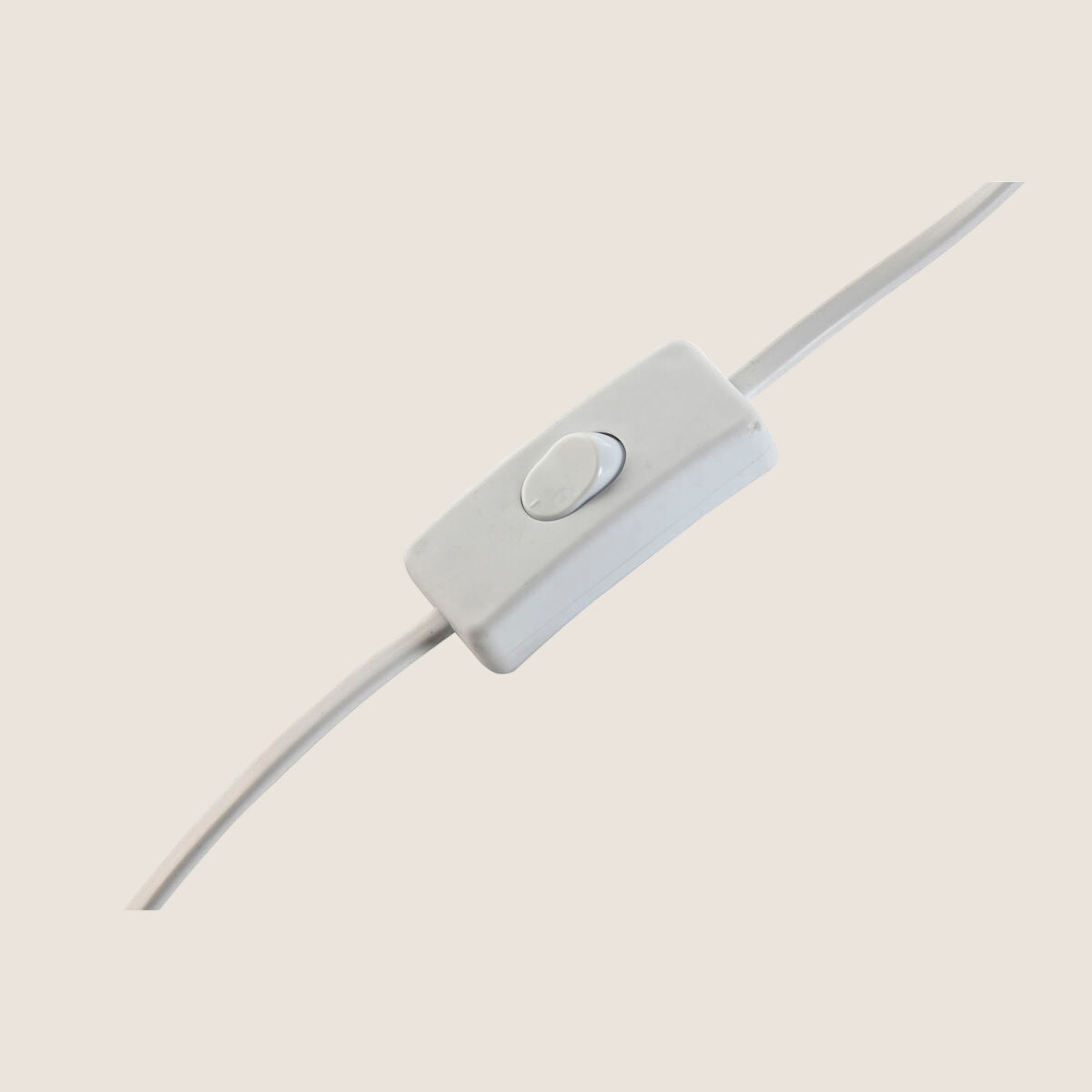 V6H492131040E6298398DED8BB606D81B32R7192093P4