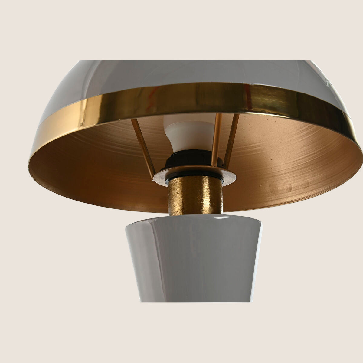 V5HB51FA0401D3F60766F1FBA0C75D2A36FR6384442P2