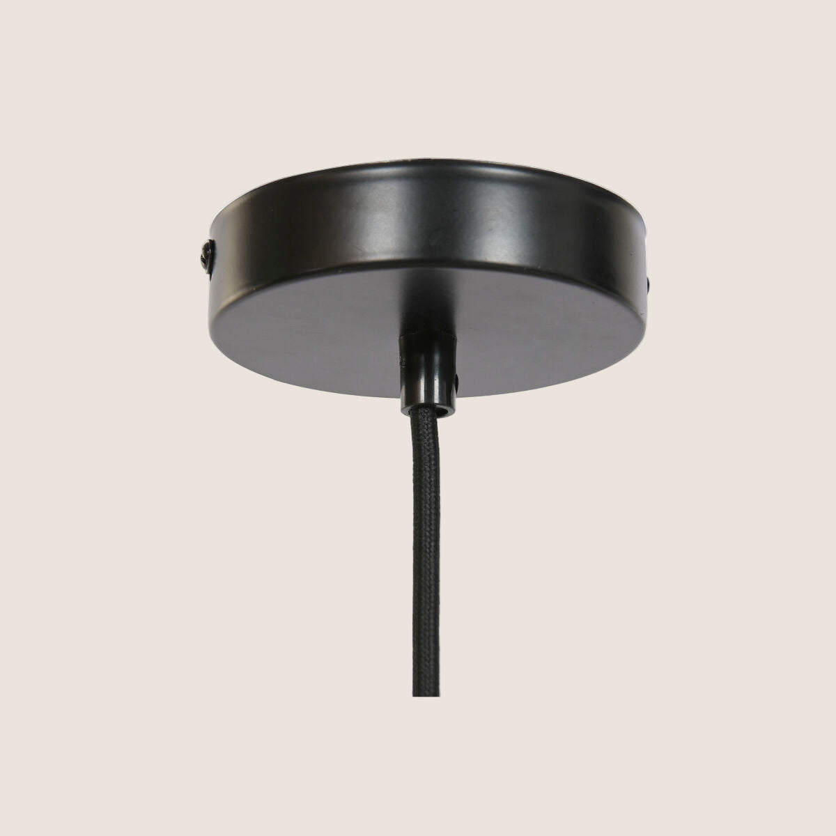 V2HB132F8AB0E1F6EDEDF8A48EC1E51E0DBR7472304P6