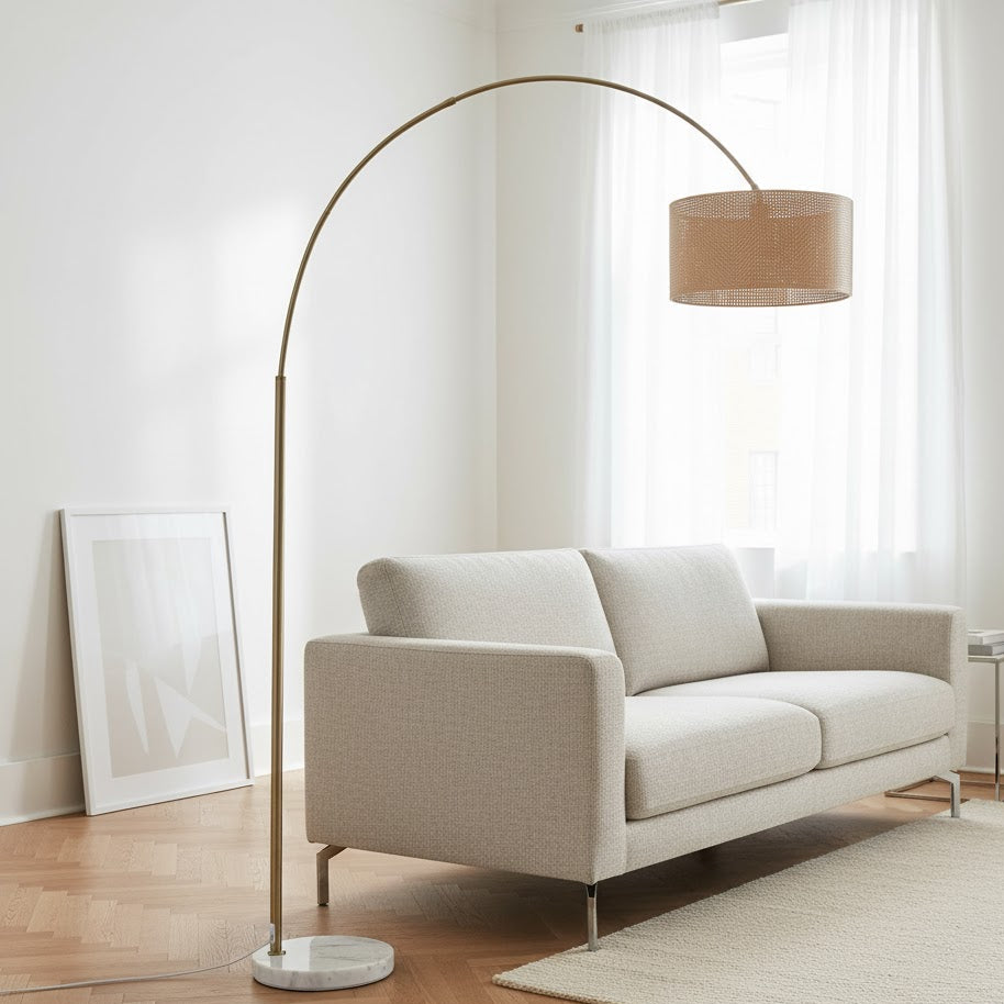 Corvian golvlampa -  Elegant lampa med modern design