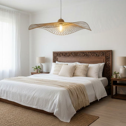 Cyris taklampa - Bali-inspirerad solhatt