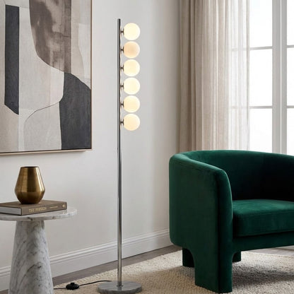 Paralle golvlampa – Skulptural design i krom