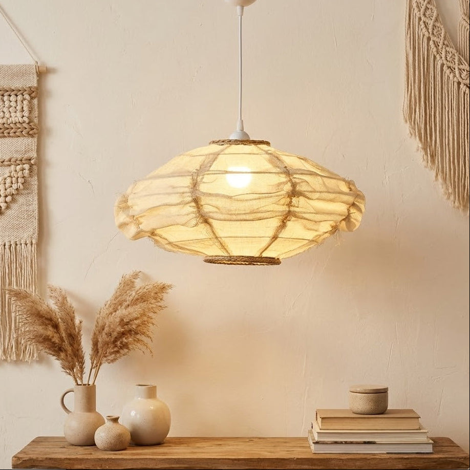 Solenne taklampa - mjukt ljus och orientalisk känsla