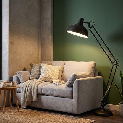 Varia – Modern golvlampa i arkitektstil